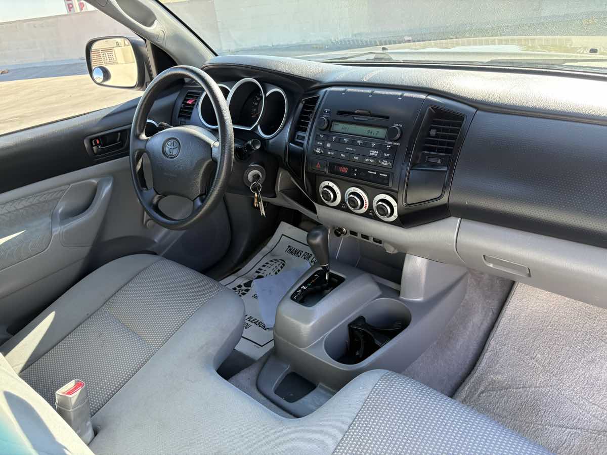 2009 Toyota Tacoma Base photo 20