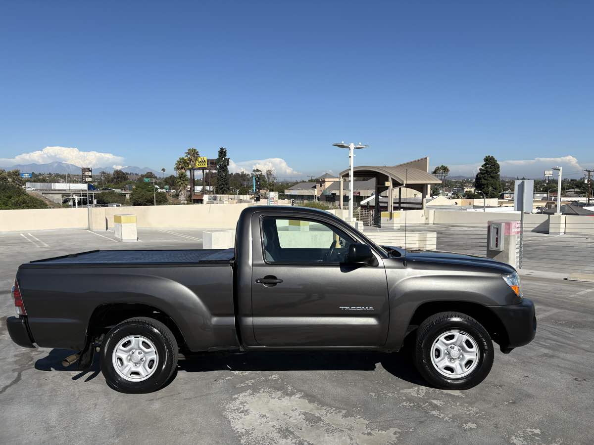 2009 Toyota Tacoma Base photo 24