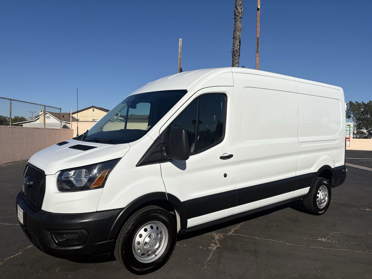 2024 Ford Transit Cargo Van photo 4