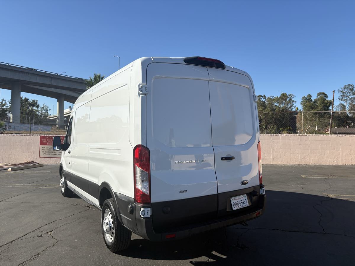 2024 Ford Transit Cargo Van photo 7