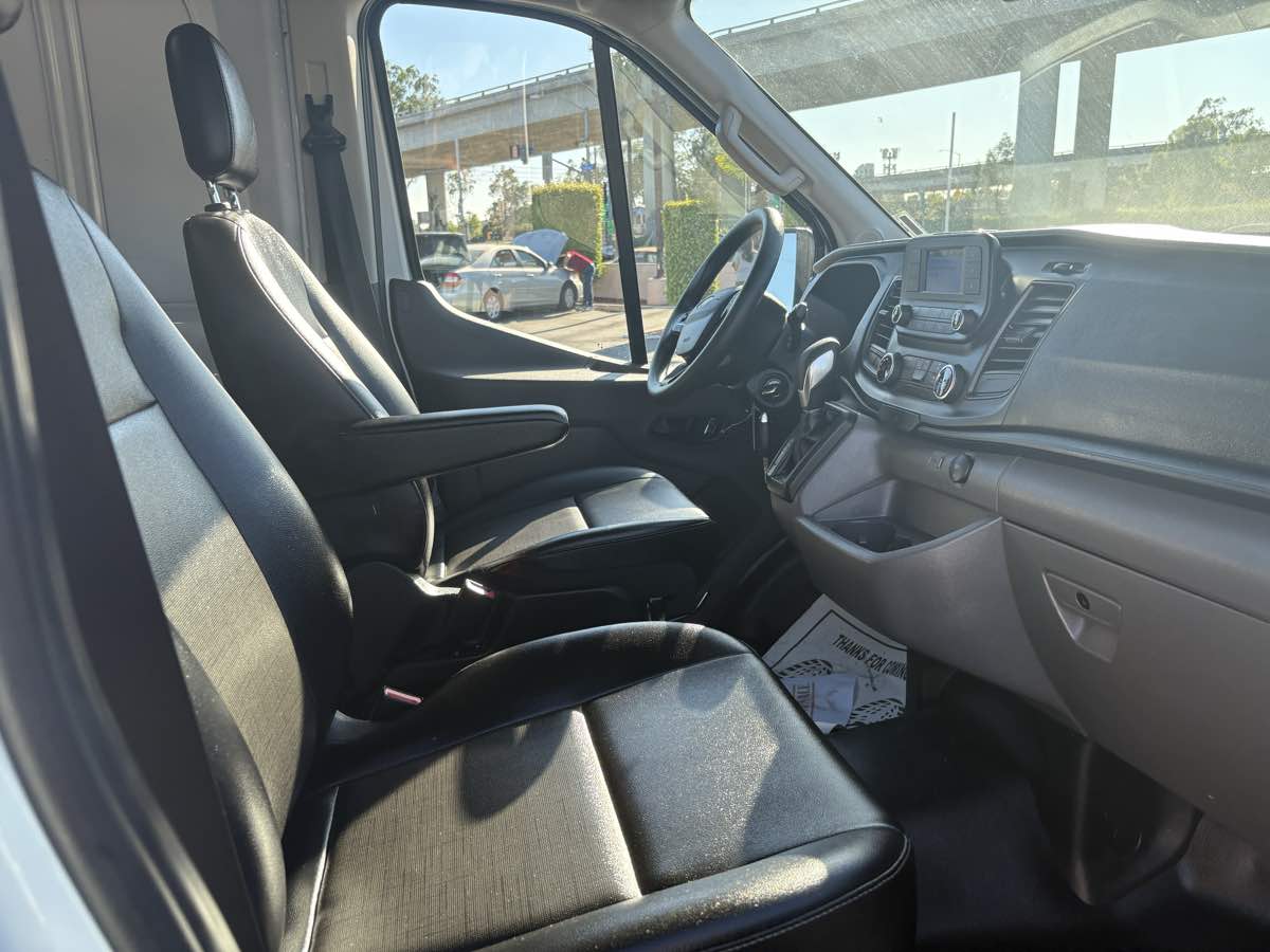 2024 Ford Transit Cargo Van photo 20