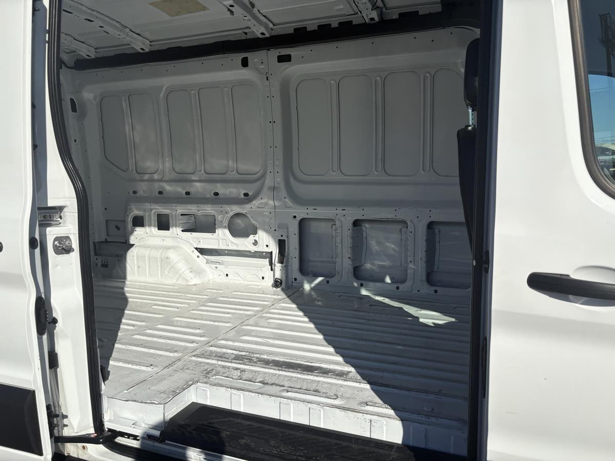 2024 Ford Transit Cargo Van photo 35