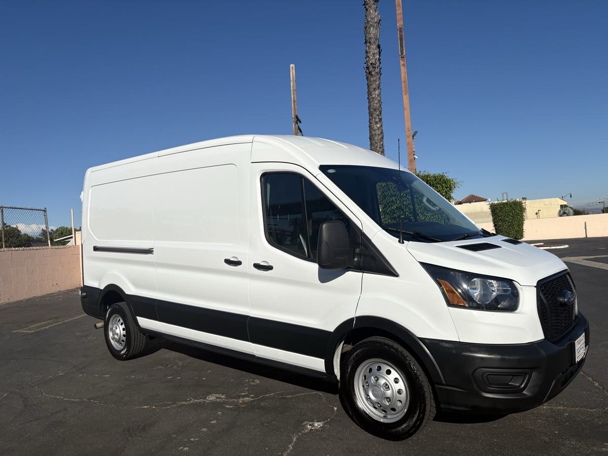 2024 Ford Transit Cargo Van photo 39