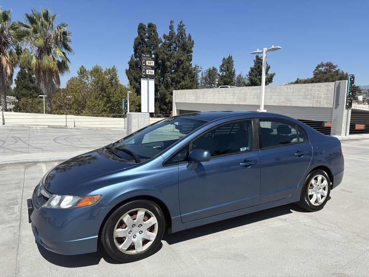 2008 Honda Civic LX photo 2