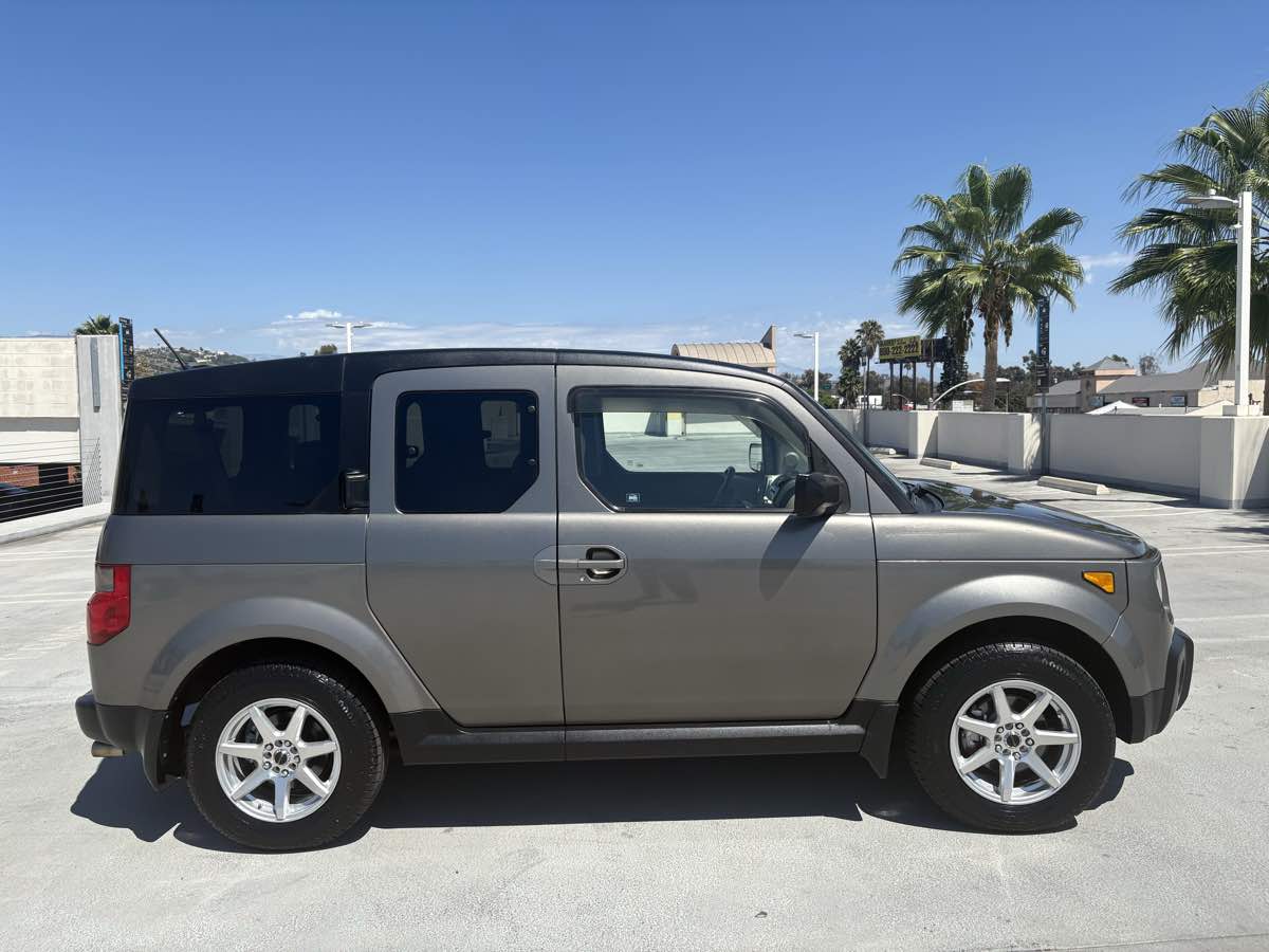 2008 Honda Element EX photo 31