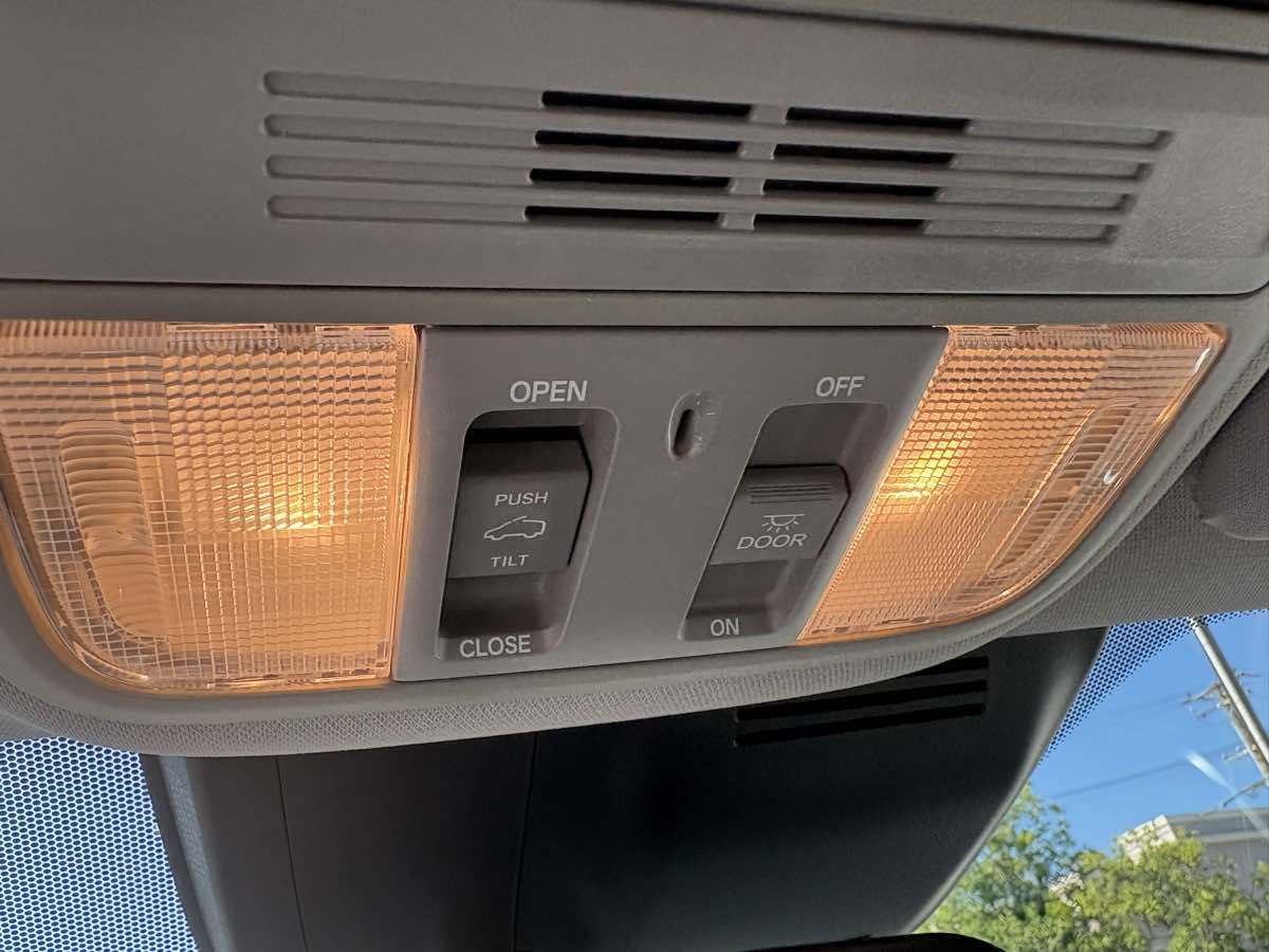 2017 Honda CR-V EX photo 29