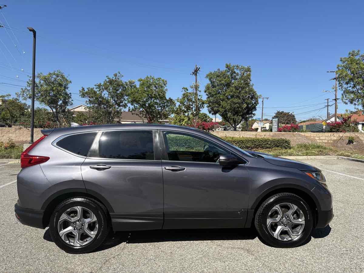 2017 Honda CR-V EX photo 34