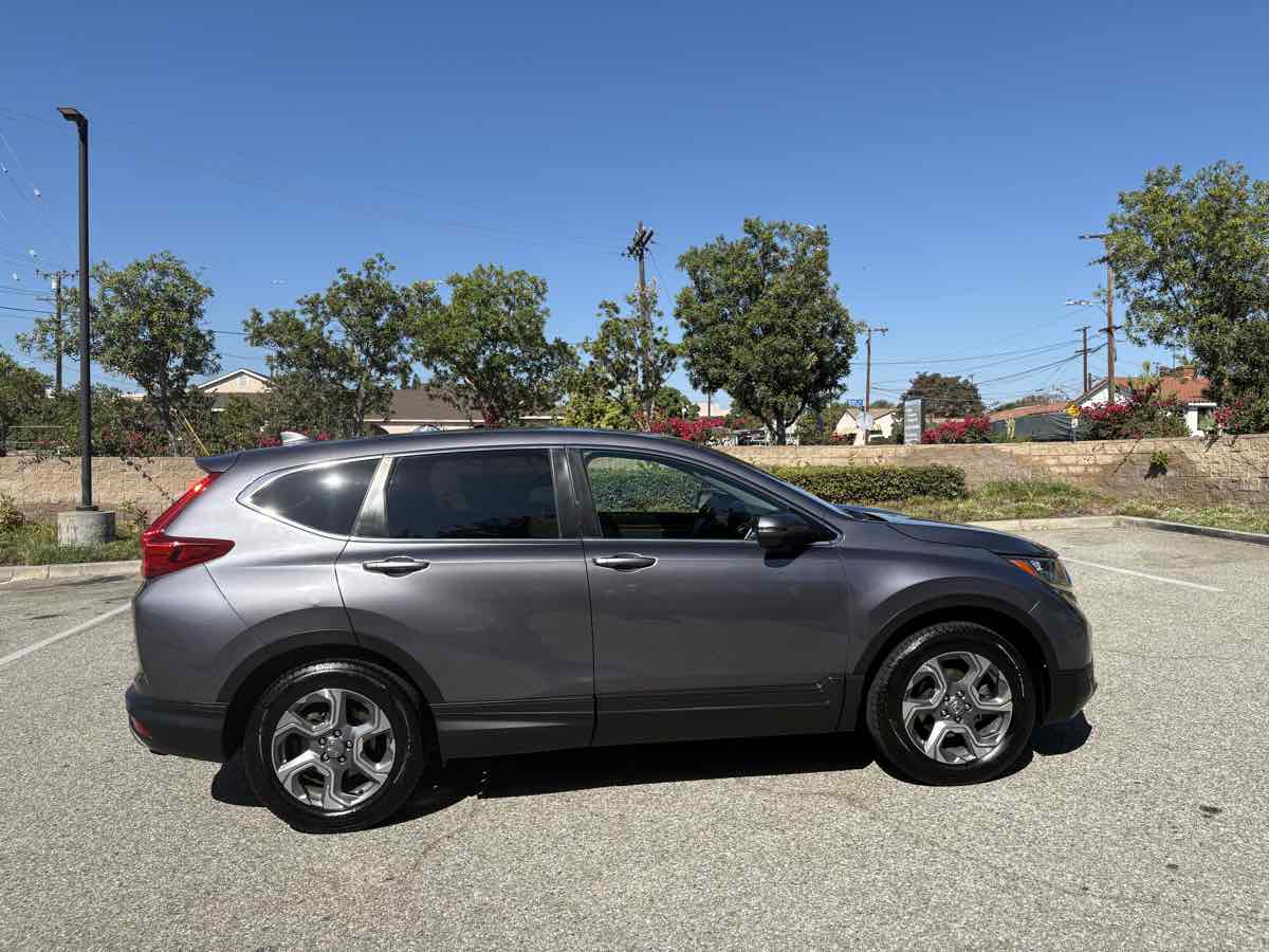 2017 Honda CR-V EX photo 39