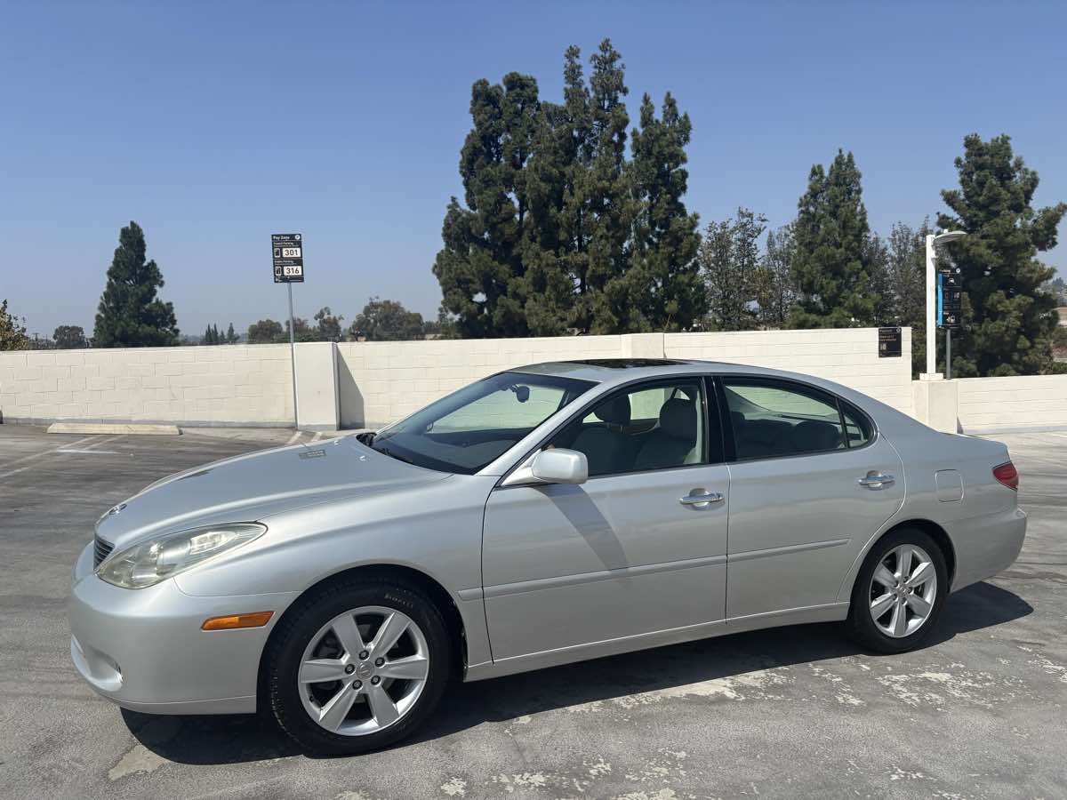 2006 Lexus ES 330 photo 9