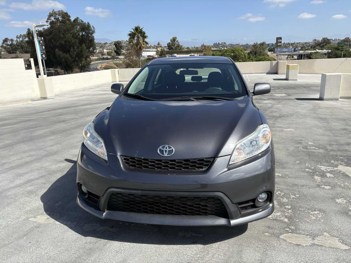 2012 Toyota Corolla Matrix L 4WD photo 4