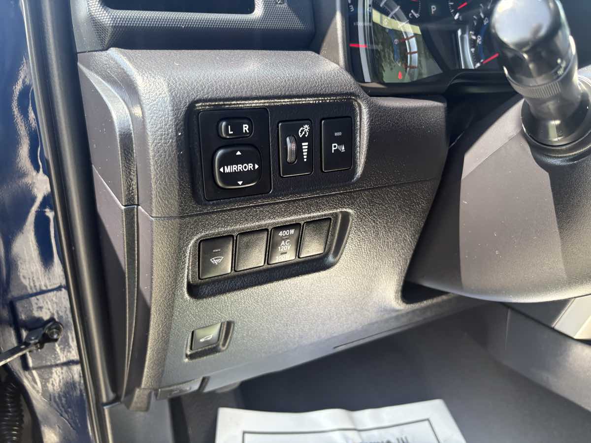 2018 Toyota 4Runner Limited - Photo 26