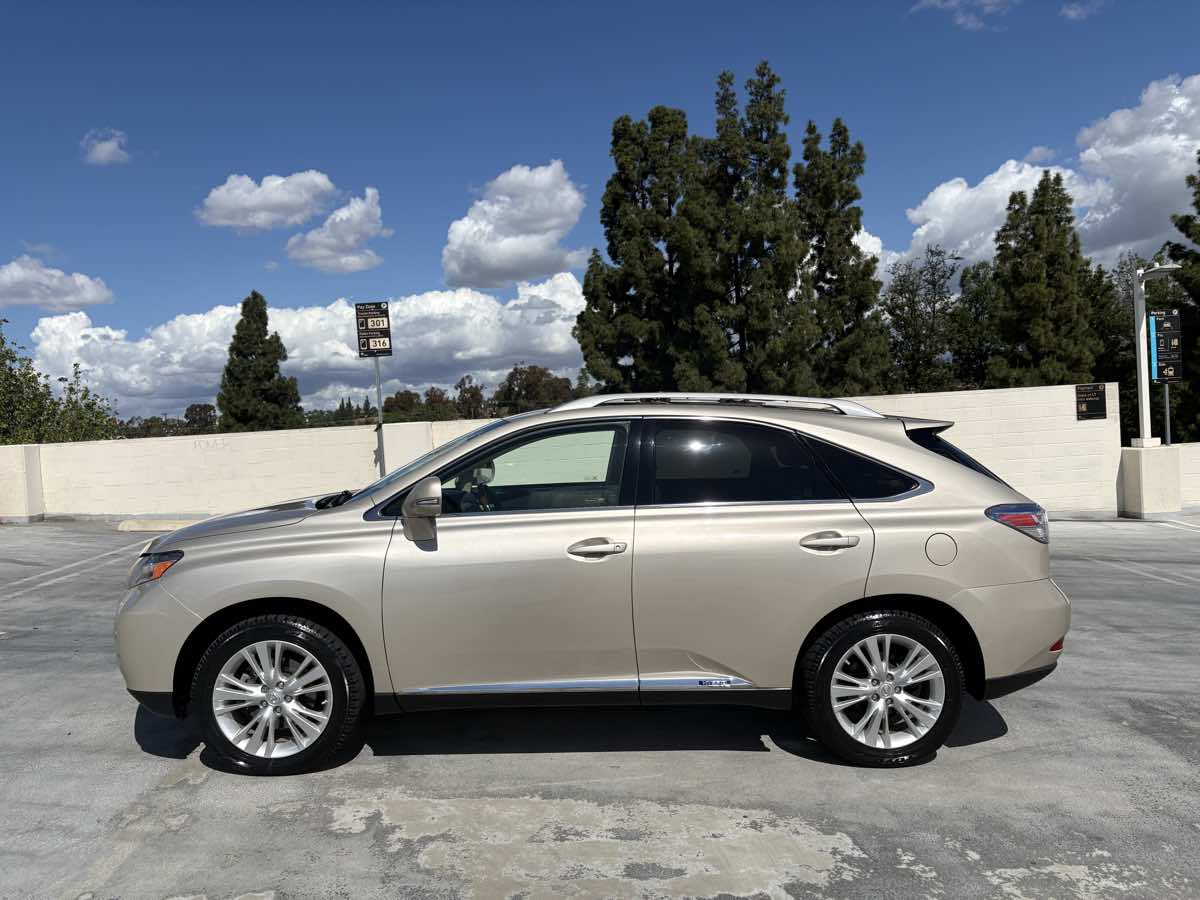 2011 Lexus RX 450h - Photo 9