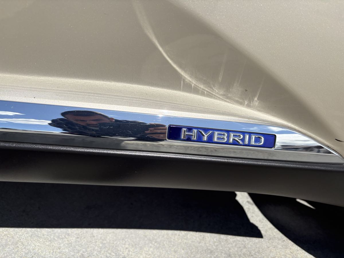 2011 Lexus RX 450h - Photo 10
