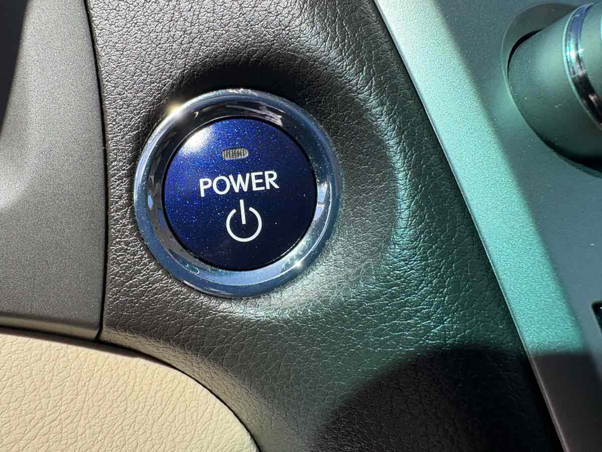 2011 Lexus RX 450h - Photo 37