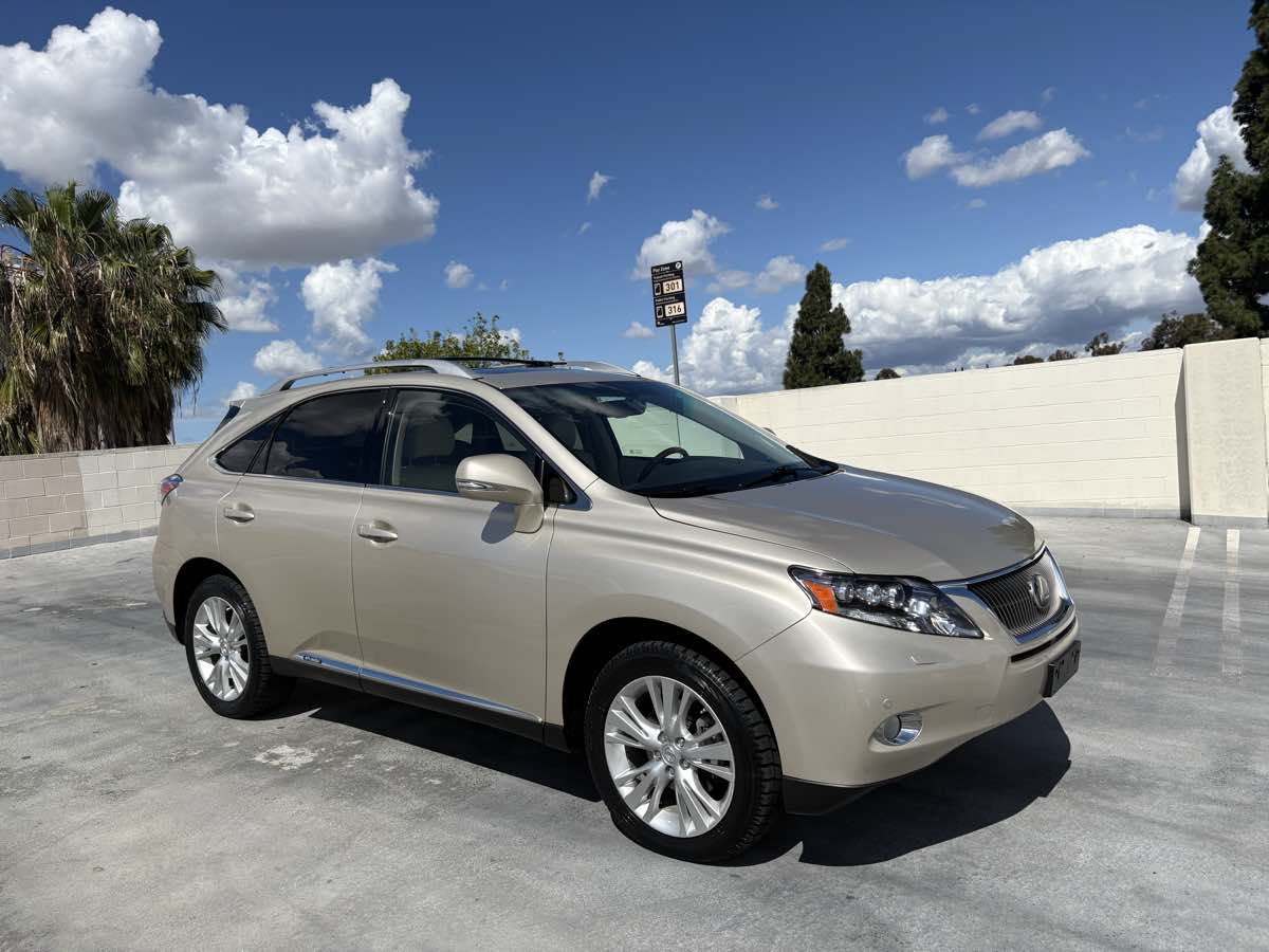 2011 Lexus RX 450h - Photo 47