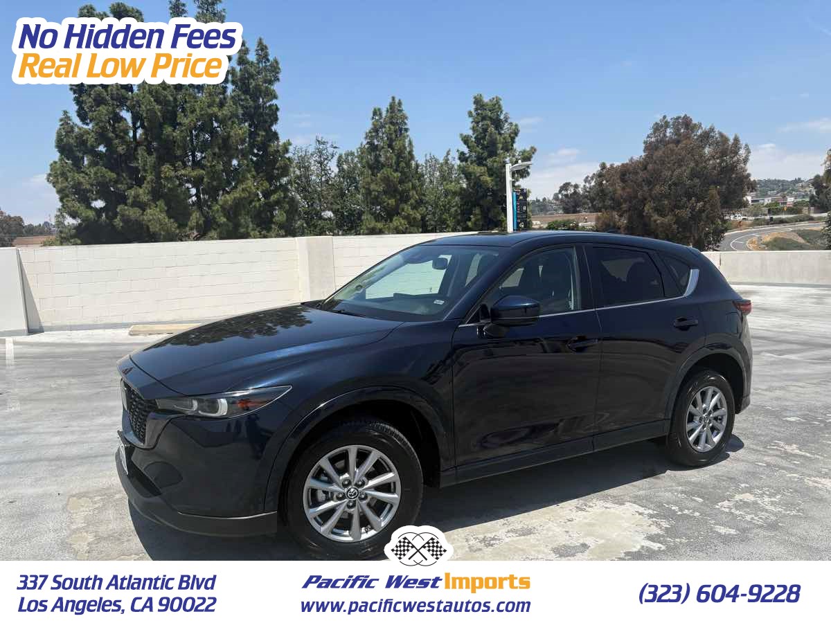 2025 Mazda CX-5 S Preferred package Auto AWD's photo