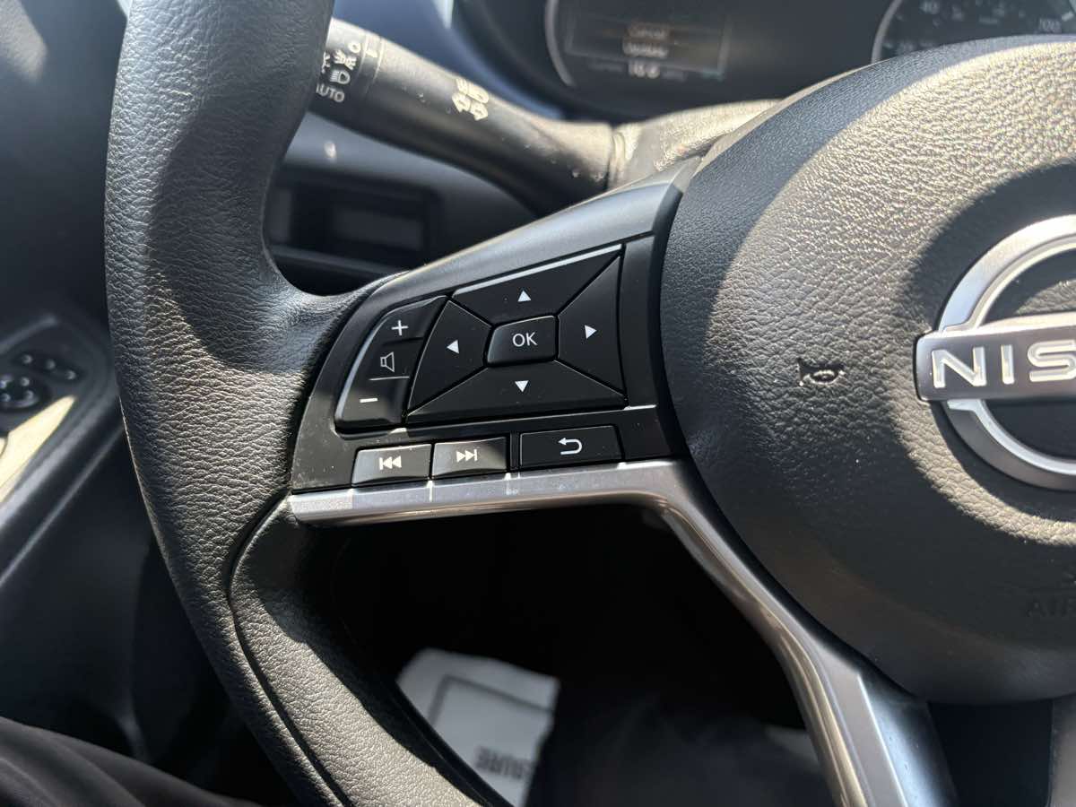 2025 Nissan Versa Sedan SV - Photo 25