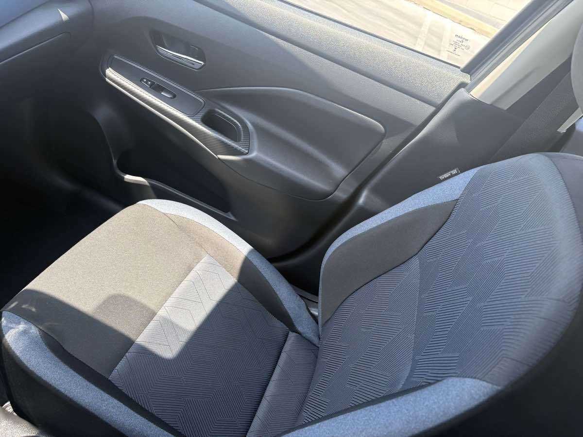 2025 Nissan Versa Sedan SV - Photo 26