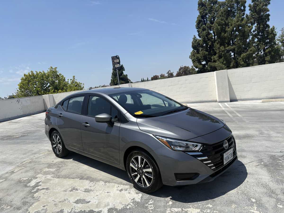 2025 Nissan Versa Sedan SV - Photo 29