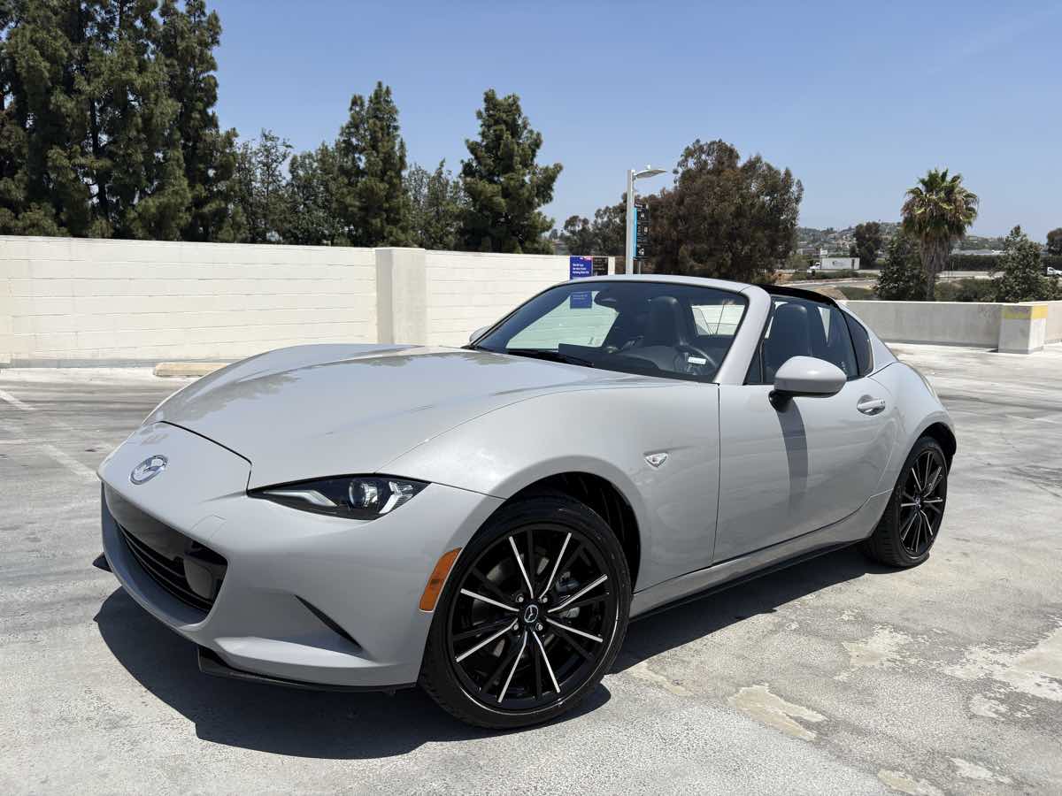 2026 Mazda MX-5 GT - Photo 3