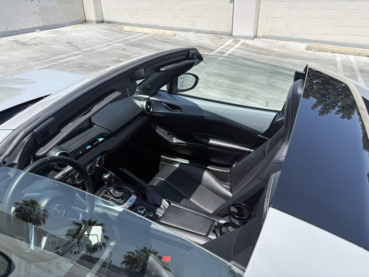 2026 Mazda MX-5 GT - Photo 11