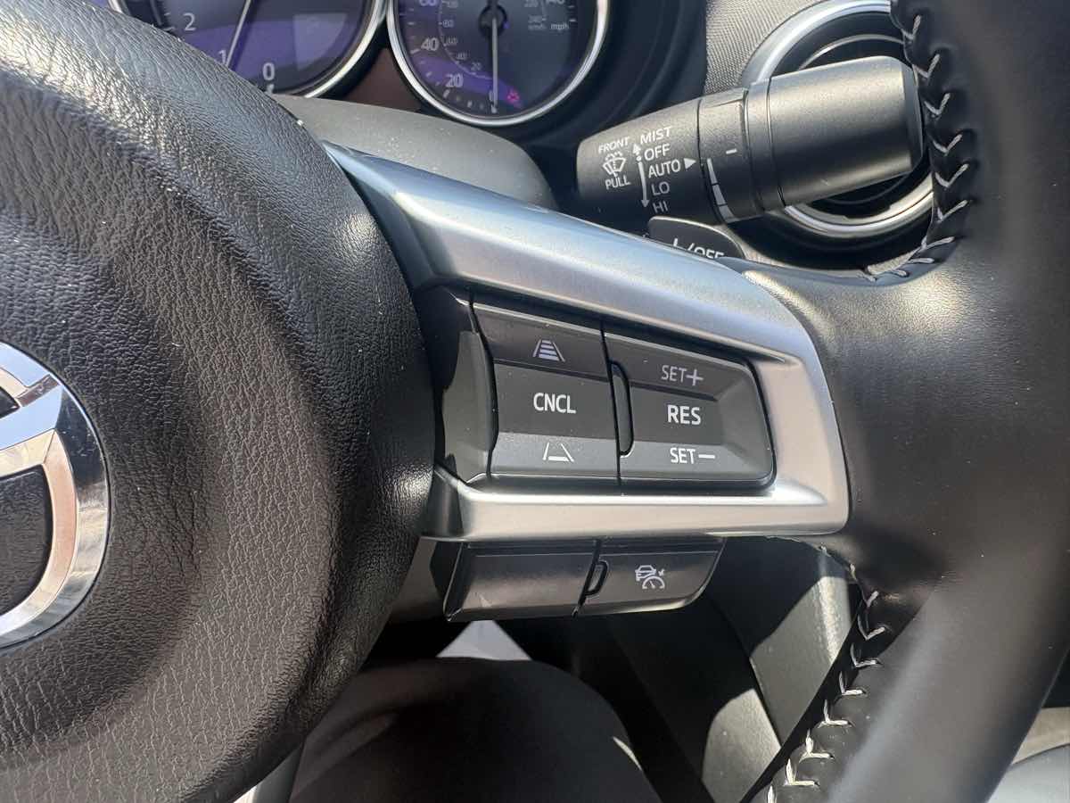 2026 Mazda MX-5 GT - Photo 21