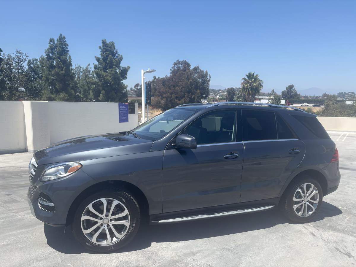 Mercedes-Benz GLE photo 40