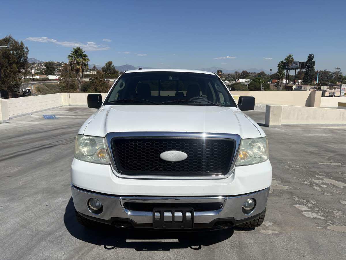 Ford F-150 photo 7