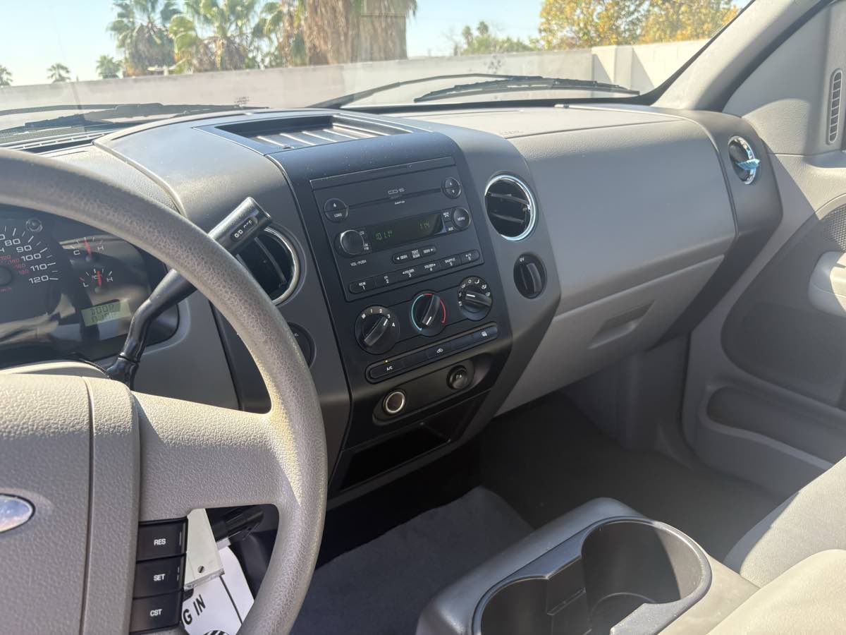 Ford F-150 photo 21