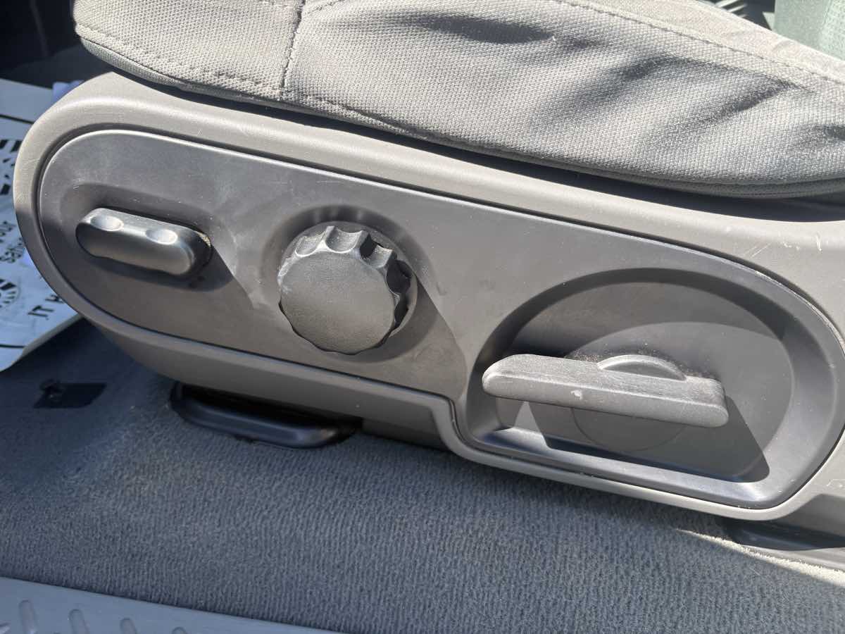 Ford F-150 photo 25