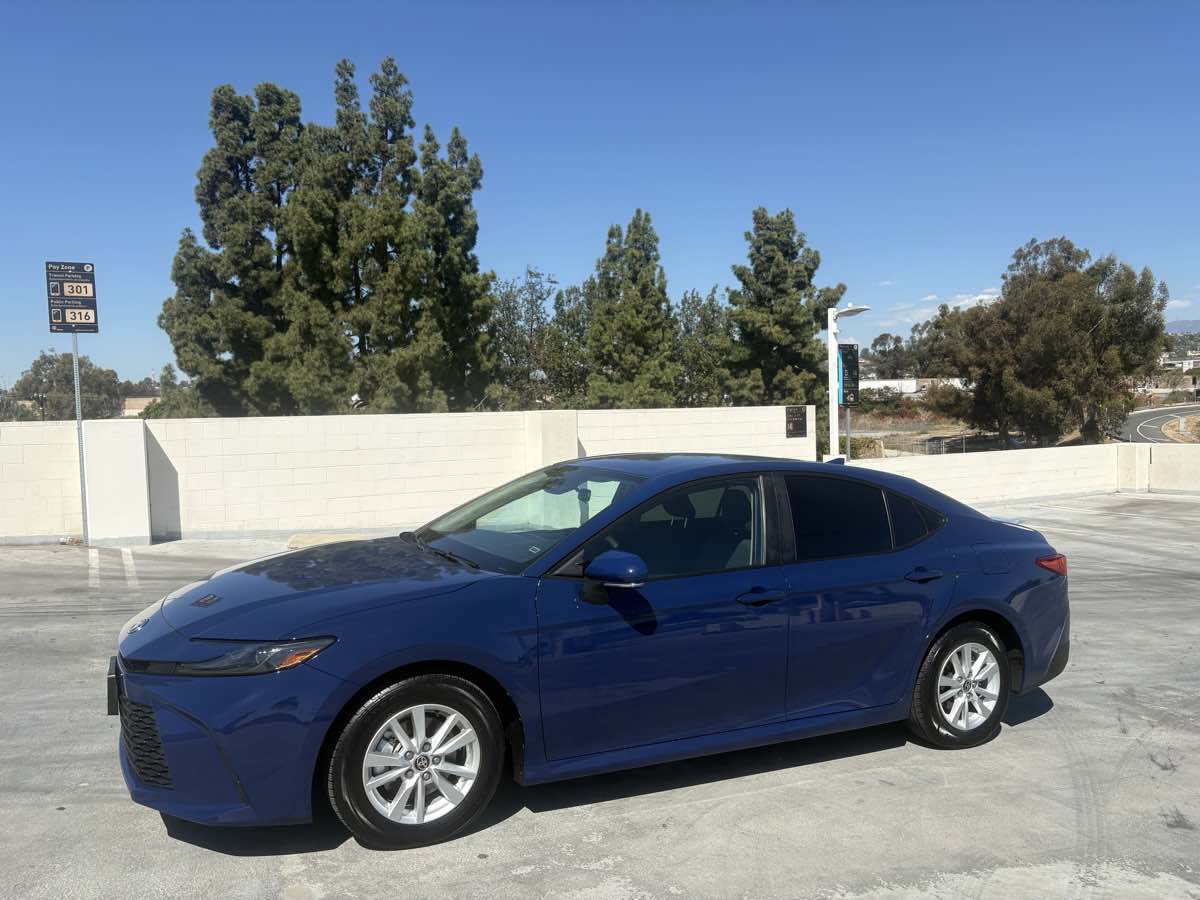 Toyota Camry photo 31
