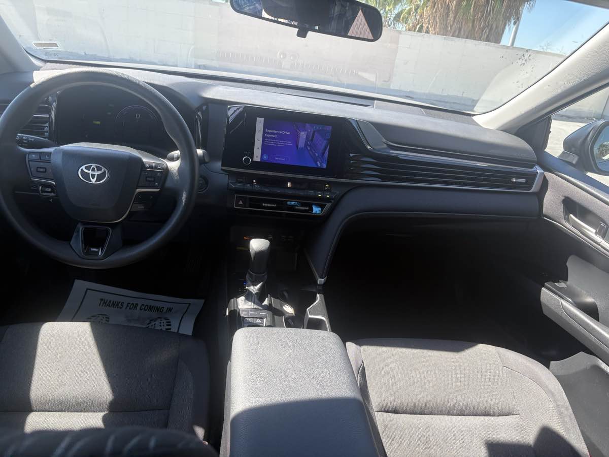 Toyota Camry photo 15