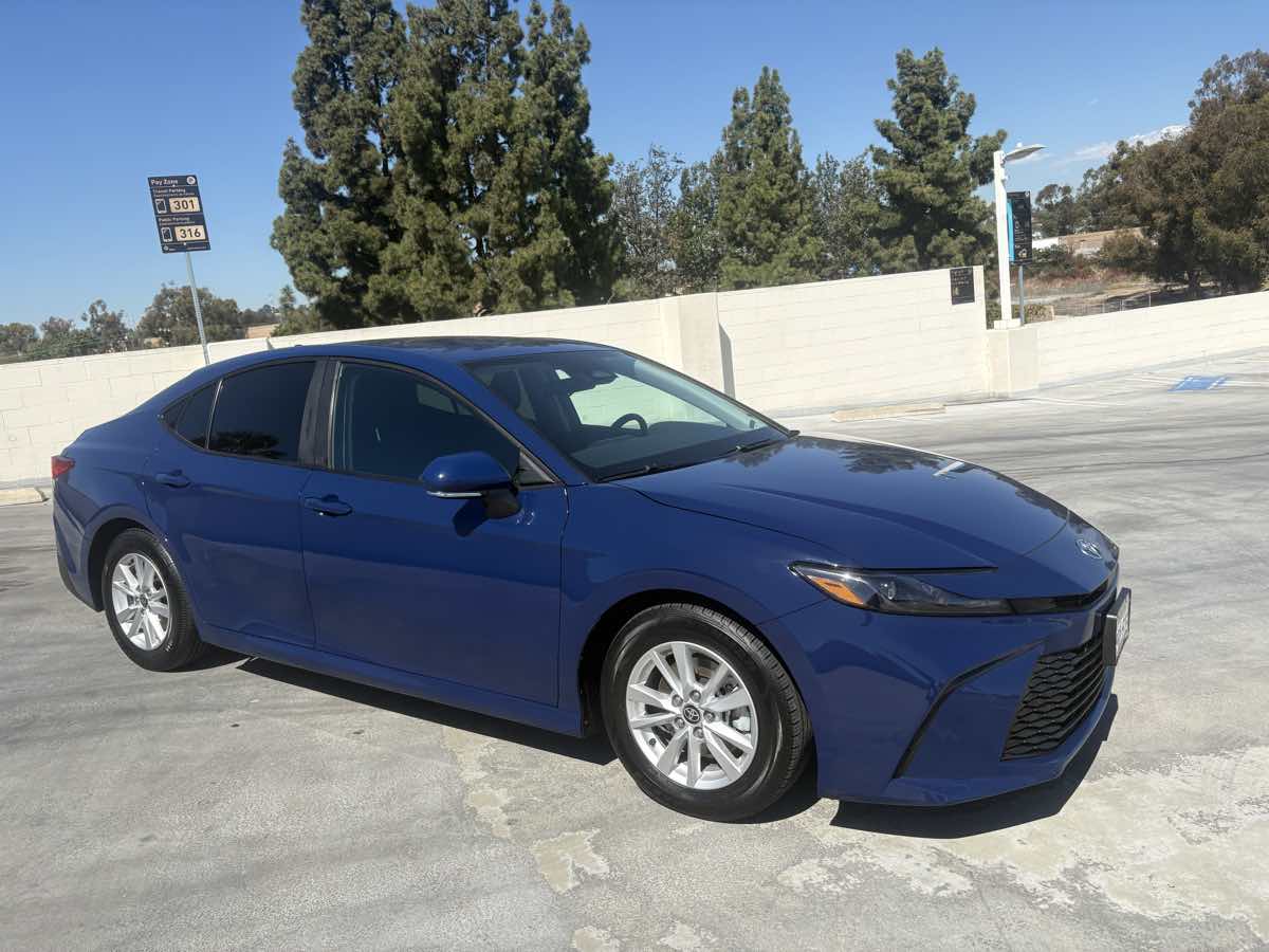 Toyota Camry photo 26