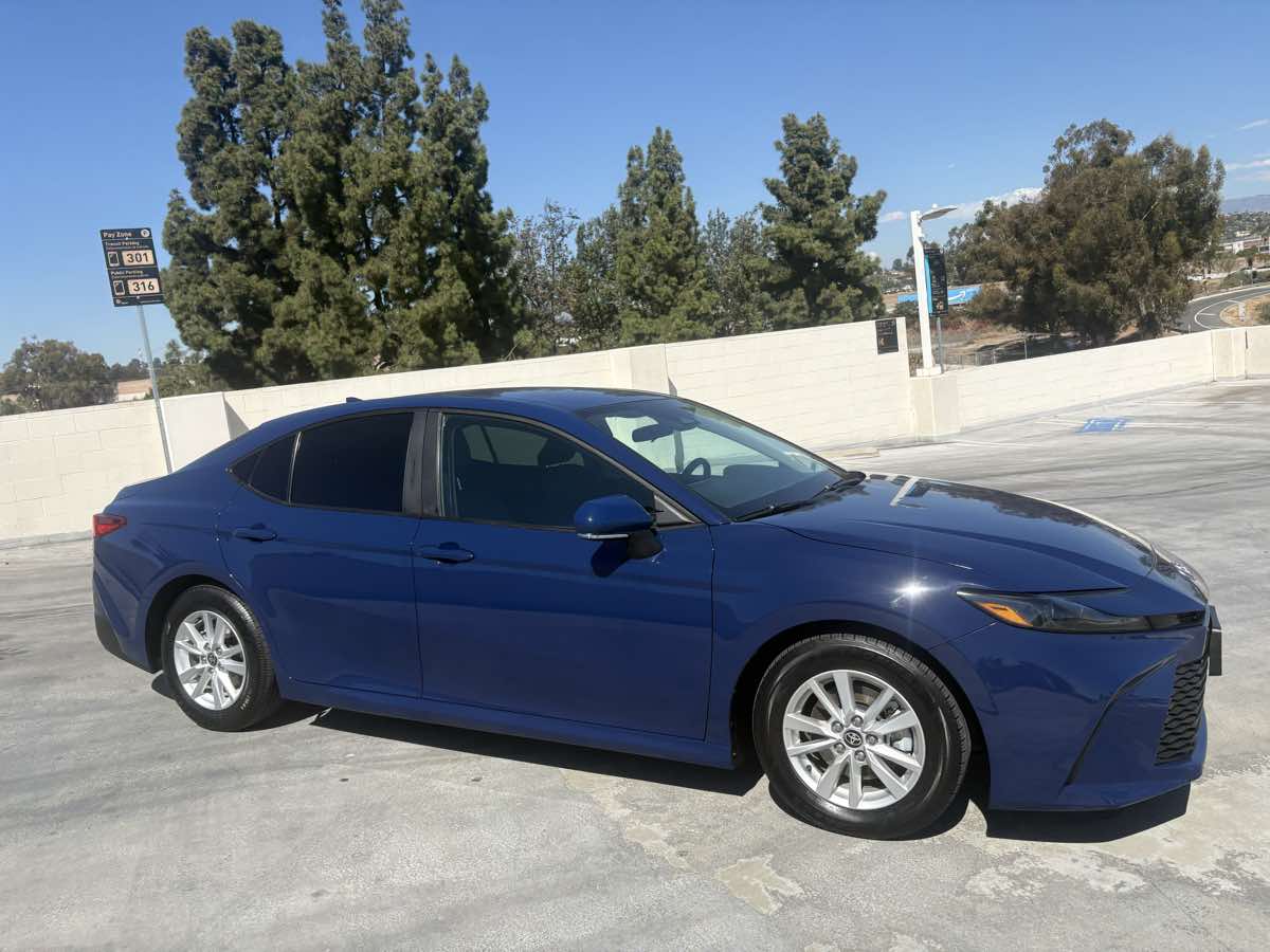 Toyota Camry photo 27