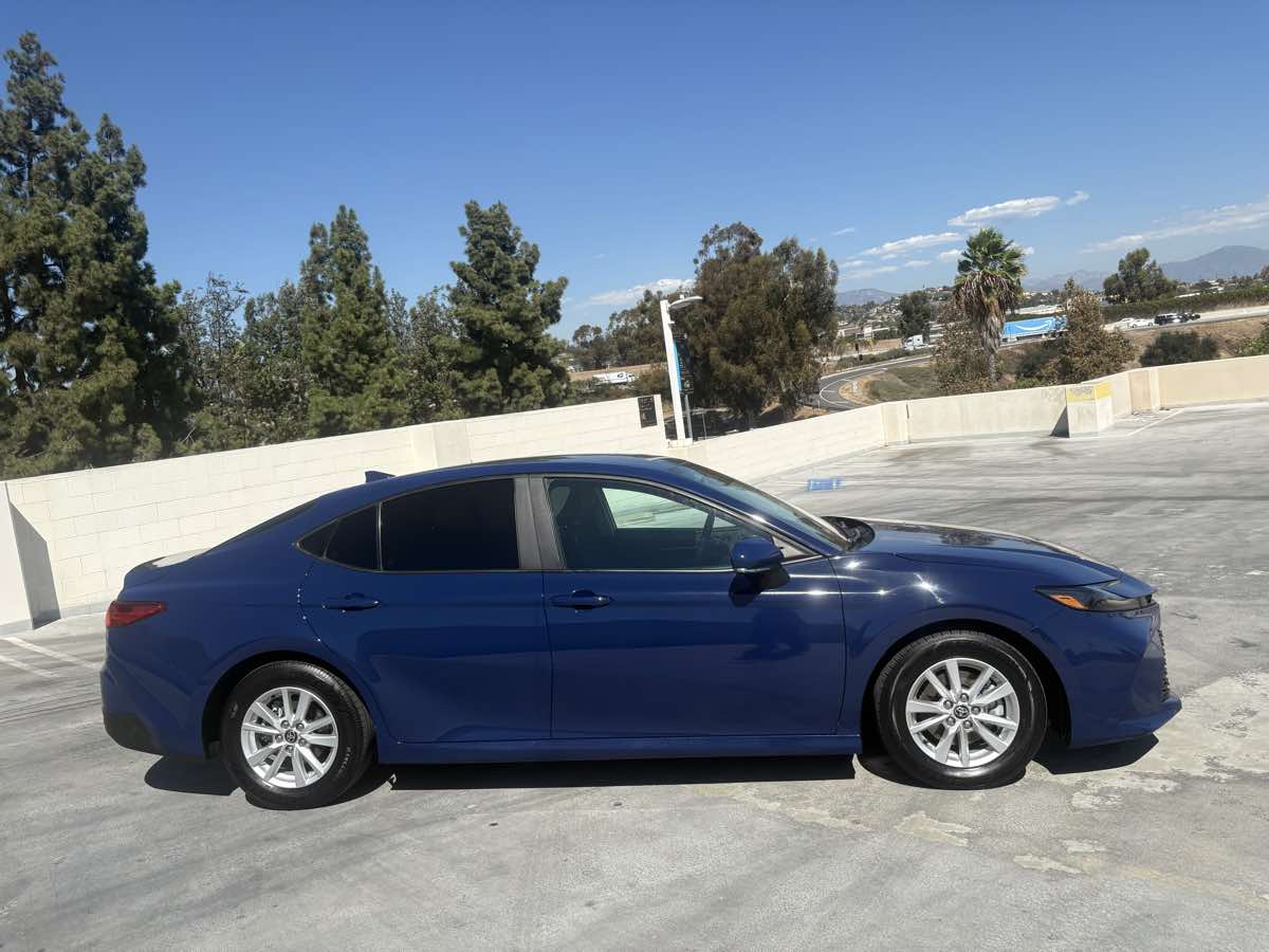 Toyota Camry photo 29