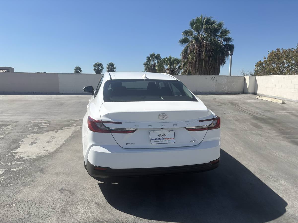 Toyota Camry photo 14