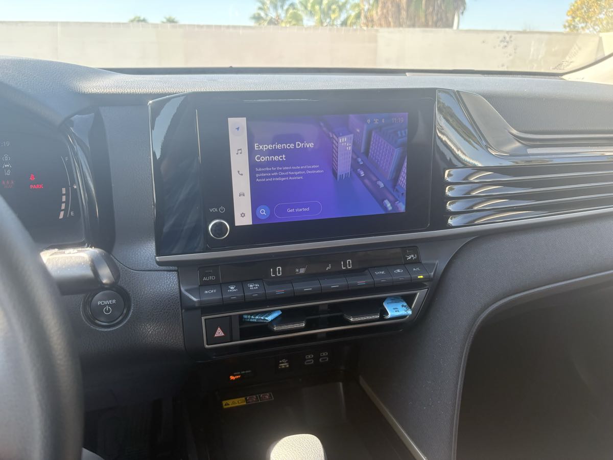 Toyota Camry photo 30