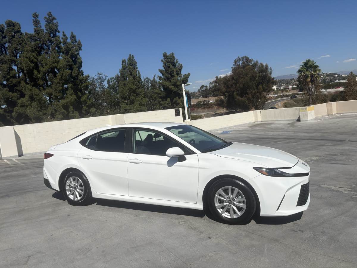 Toyota Camry photo 35