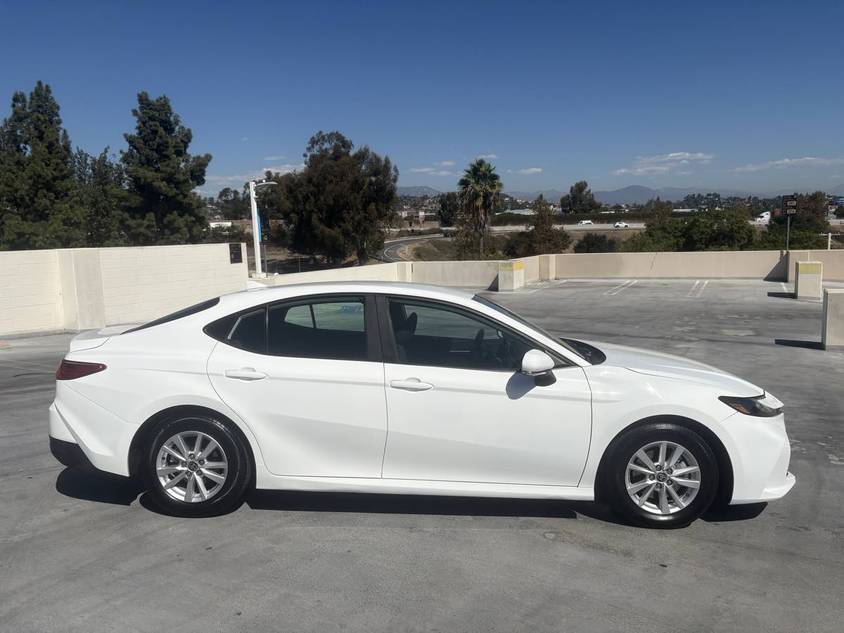 Toyota Camry photo 36