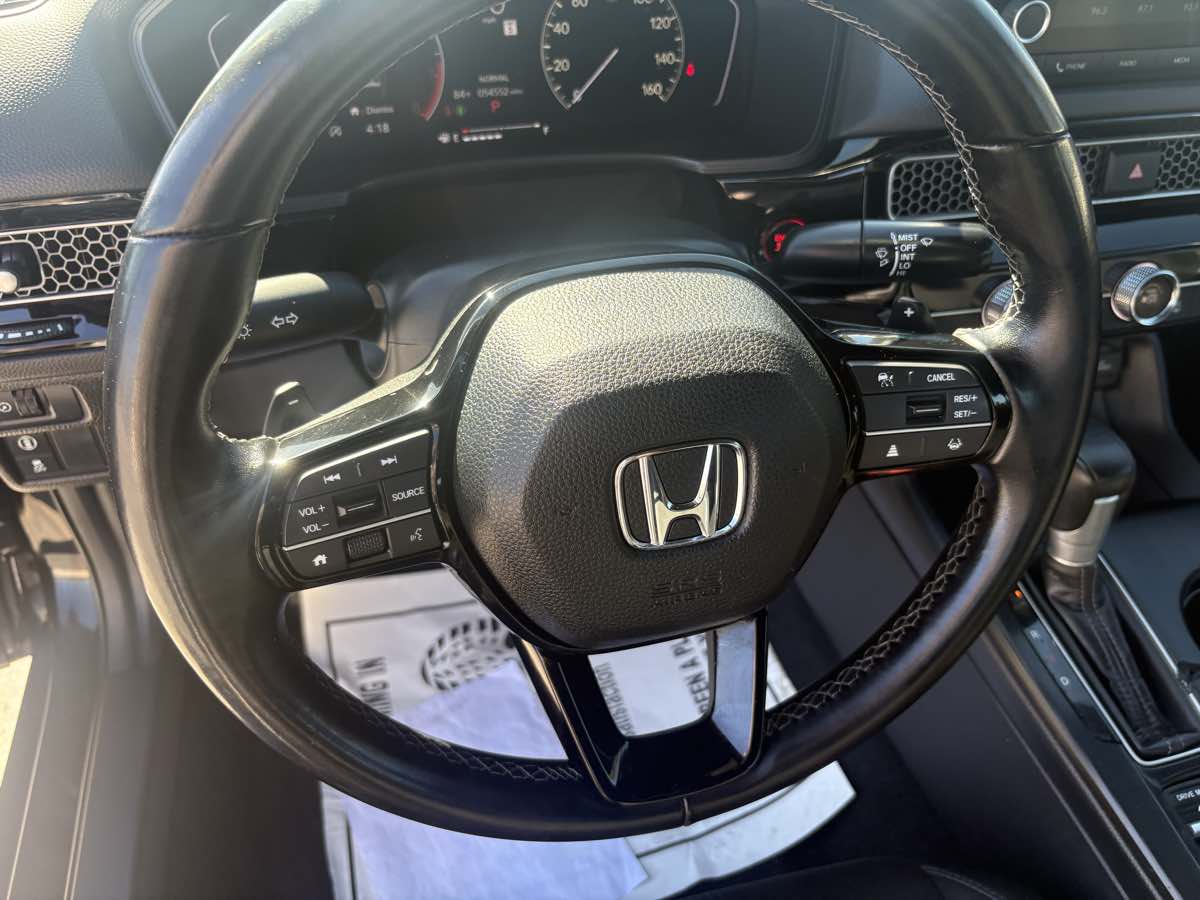 Photo 18 of this Honda Civic Sedan