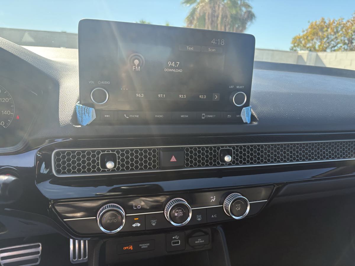 Photo 19 of this Honda Civic Sedan