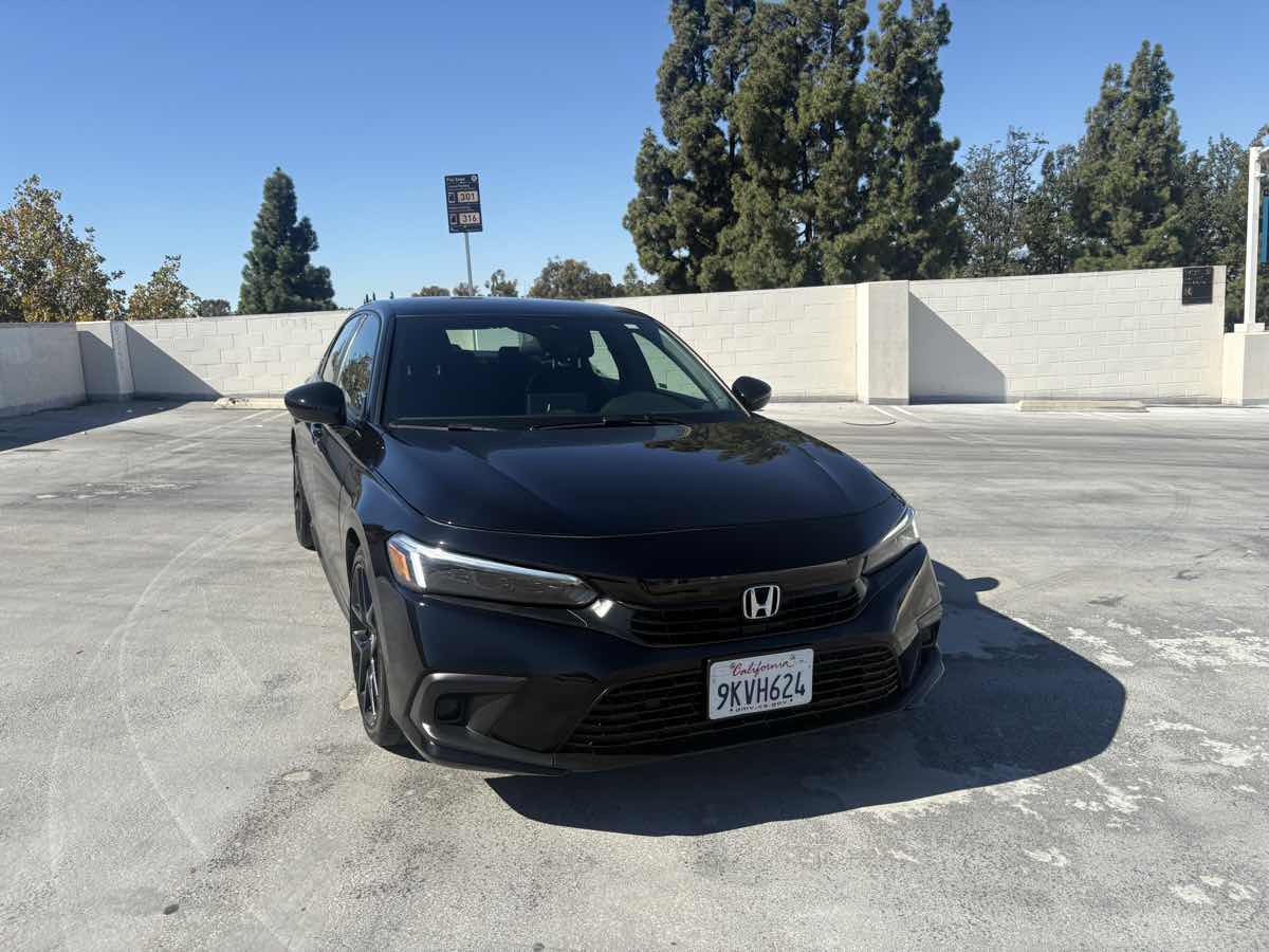 Photo 25 of this Honda Civic Sedan