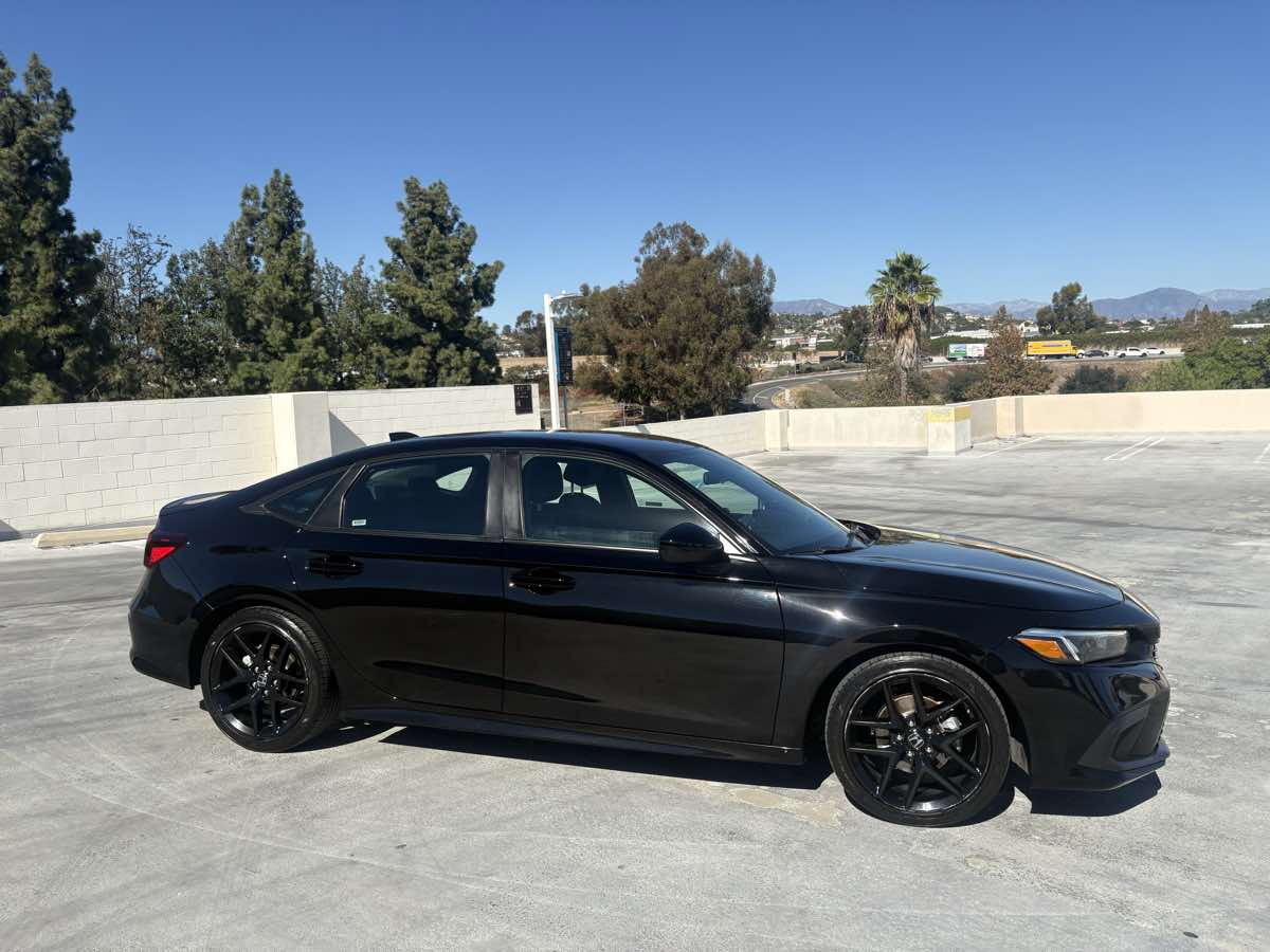 Photo 31 of this Honda Civic Sedan