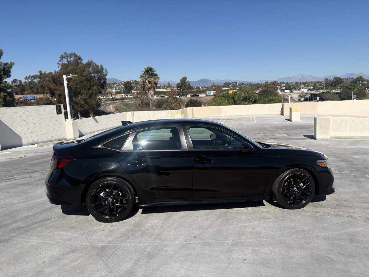 Photo 34 of this Honda Civic Sedan