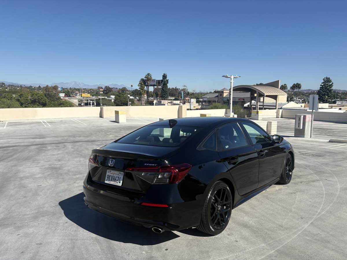 Photo 38 of this Honda Civic Sedan