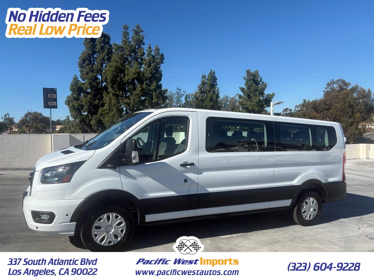 2026 Ford Transit Passenger Wagon XLT