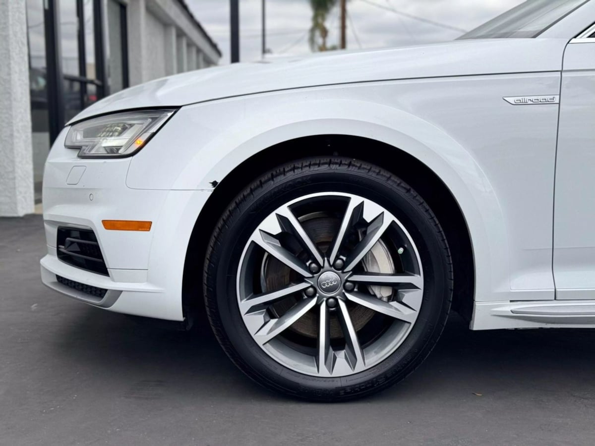 2019 Audi A4 Allroad Quattro Premium Plus photo 8