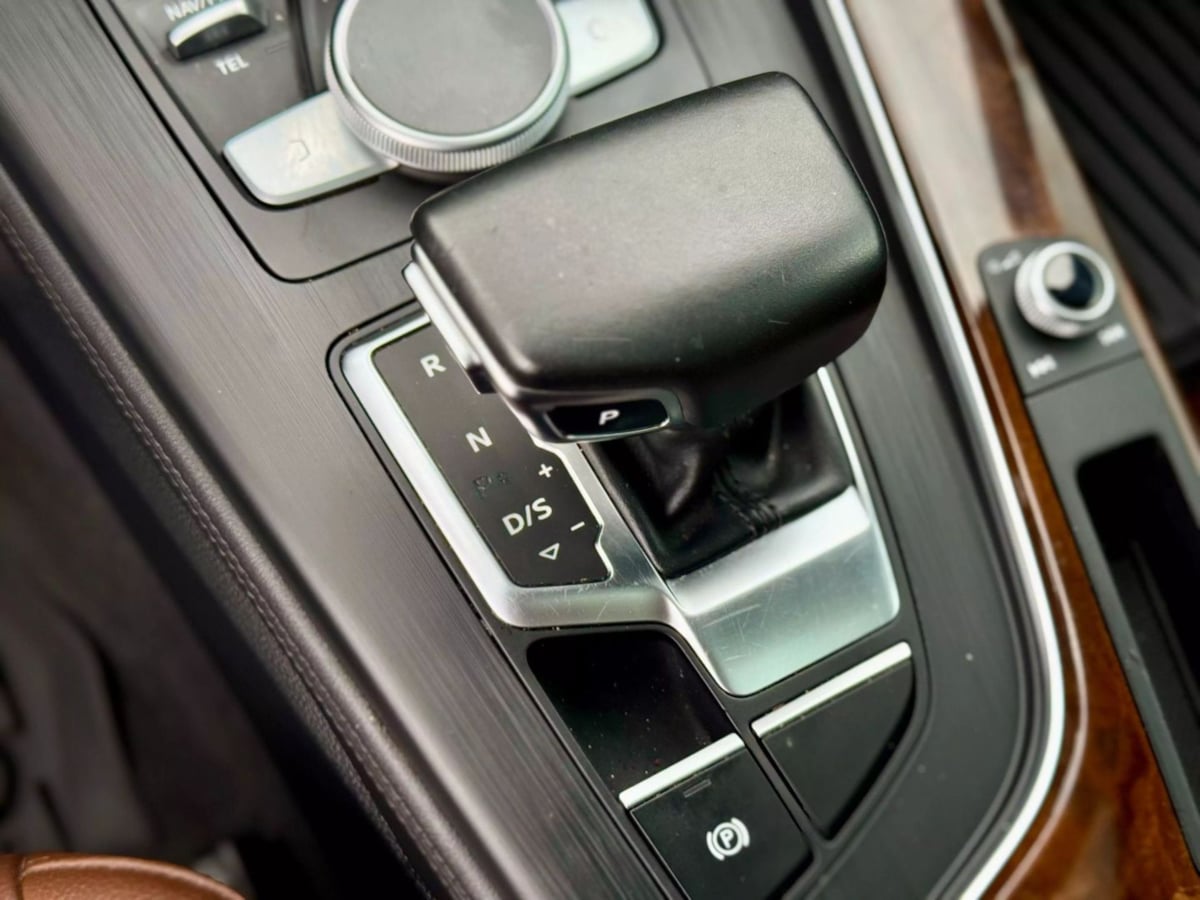 2019 Audi A4 Allroad Quattro Premium Plus photo 15