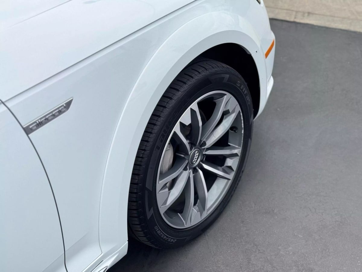 2019 Audi A4 Allroad Quattro Premium Plus photo 29