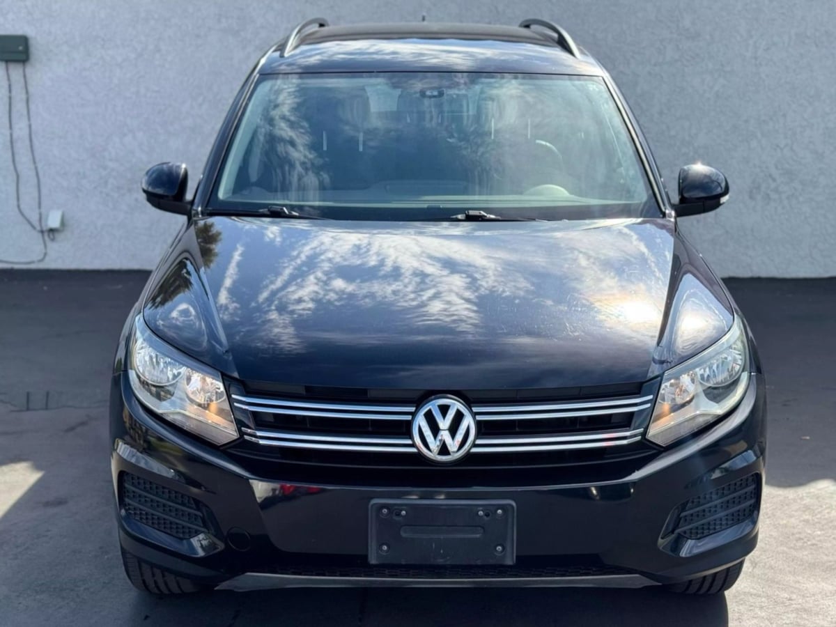 2016 Volkswagen Tiguan S photo 3